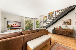Pet-friendly Hollywood Hills House-private Patio